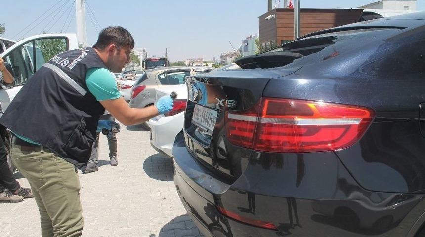 L&uuml;ks Cipin Camını Kırıp 100 Bin Lira &Ccedil;aldılar