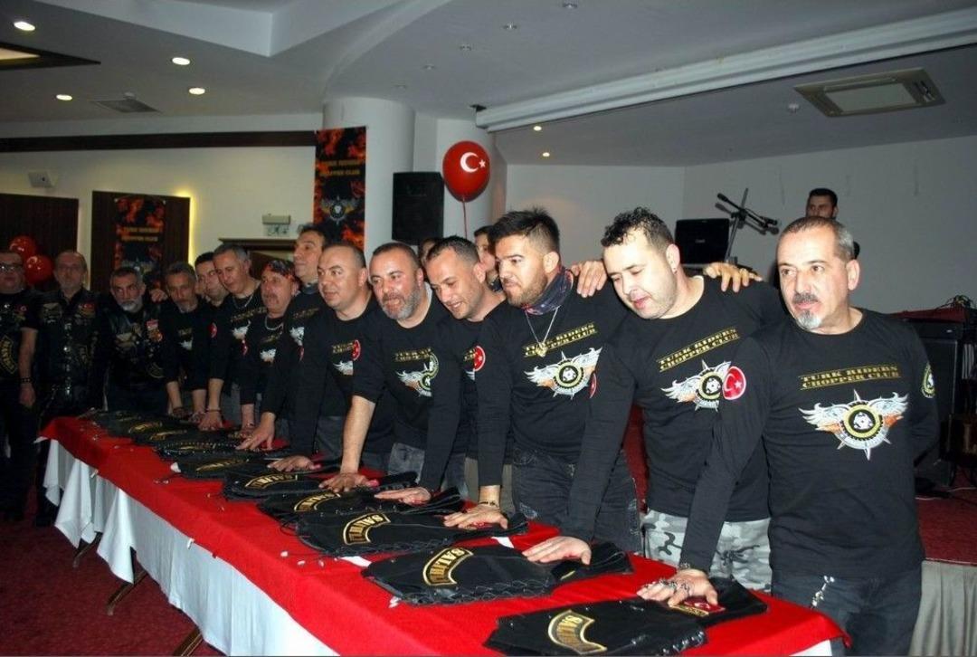 Salihli Riders Yemin Edip, Yelek Giydi