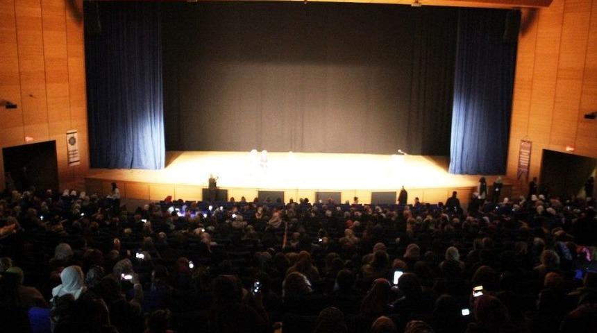 Diyarbakırlı Kadınlar Tiyatroda Buluştu