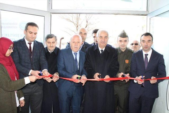 Akdağmadeni’nde Mehmetçik Vakfı Yararına Kermes Düzenlendi