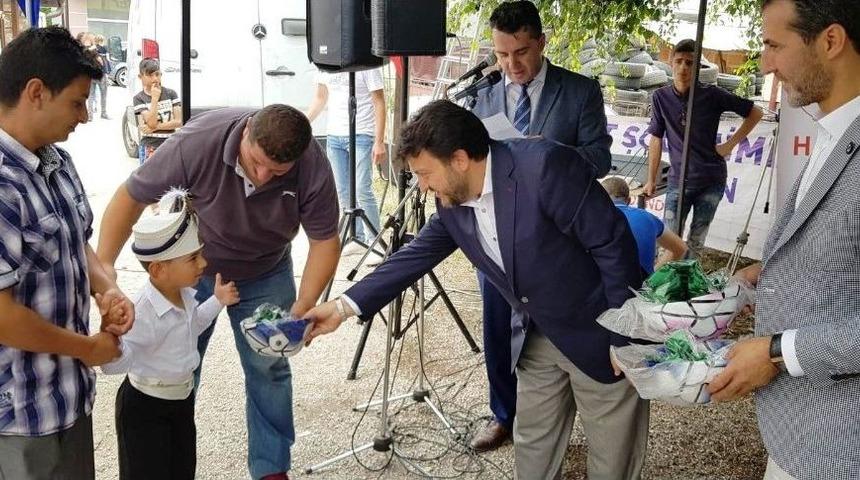 Makedonya&rsquo;da Toplu S&uuml;nnet Ş&ouml;leni