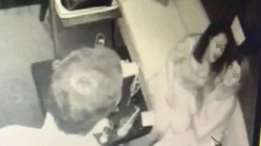 Ortak&ouml;y&rsquo;de &Uuml;nl&uuml; Gece Kul&uuml;b&uuml;n&uuml;n Tuvaletinde Tecav&uuml;z Skandalı