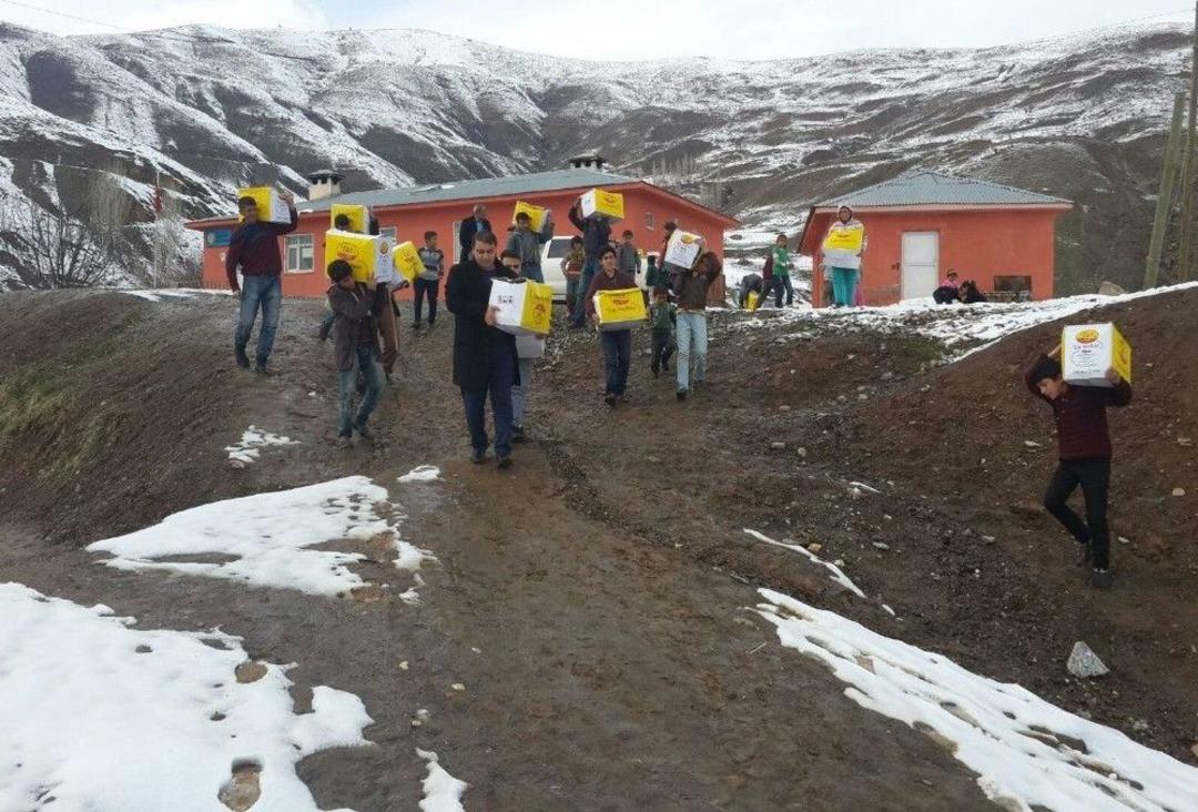 Başkan Sabırlı&rsquo;dan 64 Aileye 64 Gıda Paketi