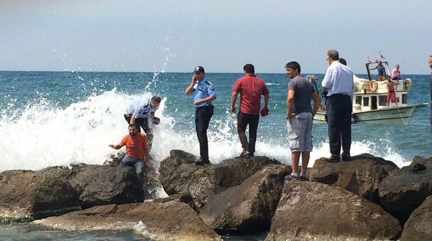 Giresun&rsquo;da Denizde Kaybolan 3 &Ccedil;ocuktan 2&rsquo;si &Ouml;ld&uuml;, Birinin Durumu İse Ağır