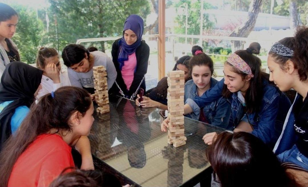 Kırkağa&ccedil; Gen&ccedil;lik Kampı Gen&ccedil;leri Ağırlamaya Başladı