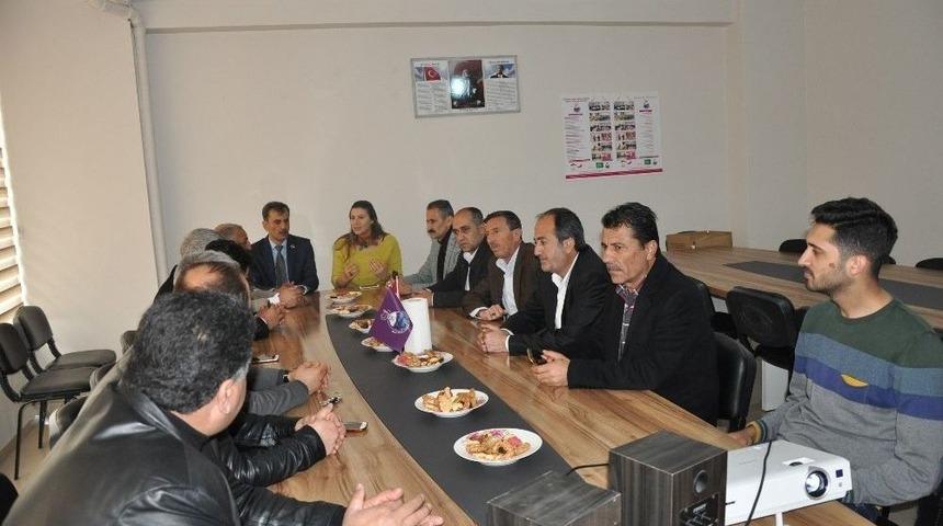 Kızıltepe&rsquo;de Muhtarlara Sertifikaları Verildi