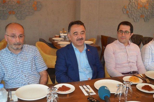Trabzonlu Sudan Büyükelçisi, Sudanlı Öğrenciler İle Buluştu