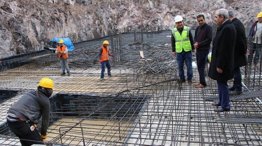 Haliliye&rsquo;de Gen&ccedil;lik Ve K&uuml;lt&uuml;r Merkezi İnşaatı Devam Ediyor