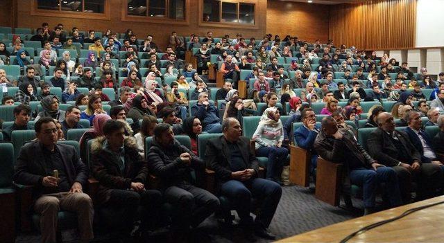 T&uuml;gva&rsquo;dan &lsquo;başarı Ve Mutluluk İ&ccedil;in Hayata G&uuml;l&uuml;mse&rsquo; Konferansı 1