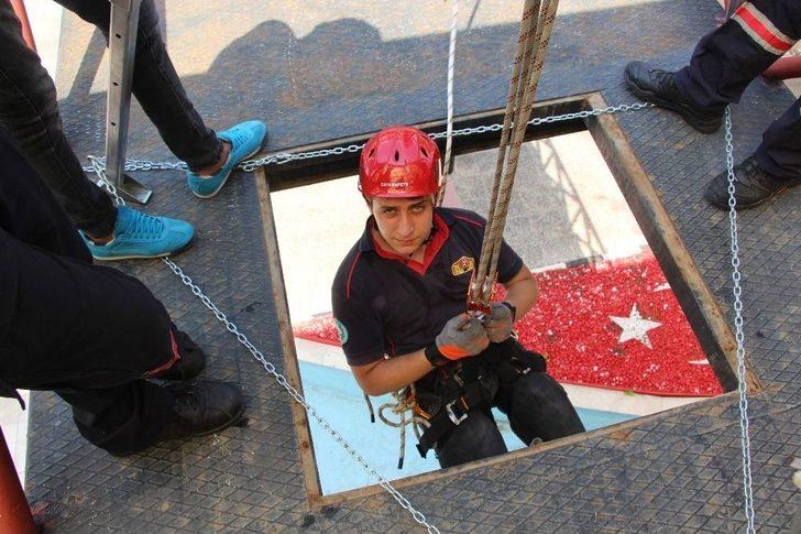 Manisa İtfaiyesine İlk Kadın Stajyer G2