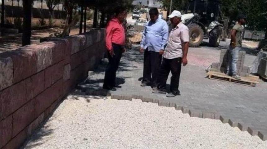 Elbeyli Mezarlığının Yolu Yapılıyor