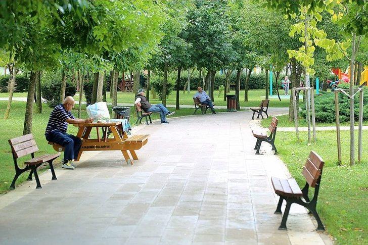 Ataşehir’de Parklar Hem Çoğalıyor Hem Yenileniyor G3