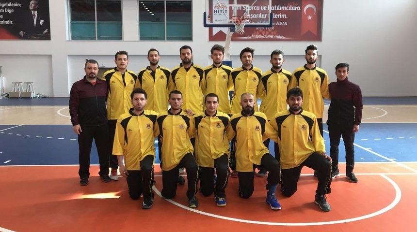 İn&ouml;n&uuml; &Uuml;niversitesi Unilig&rsquo;de İlk 8&rsquo;e Kaldı