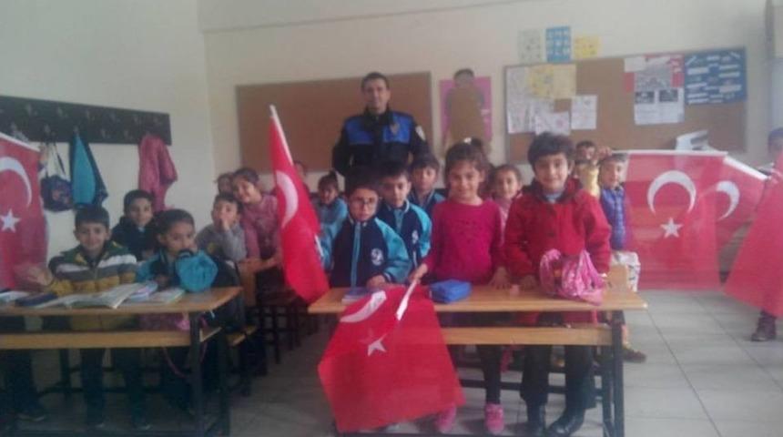 Toybelen İlkokulunda Polis Mesleği Tanıtıldı