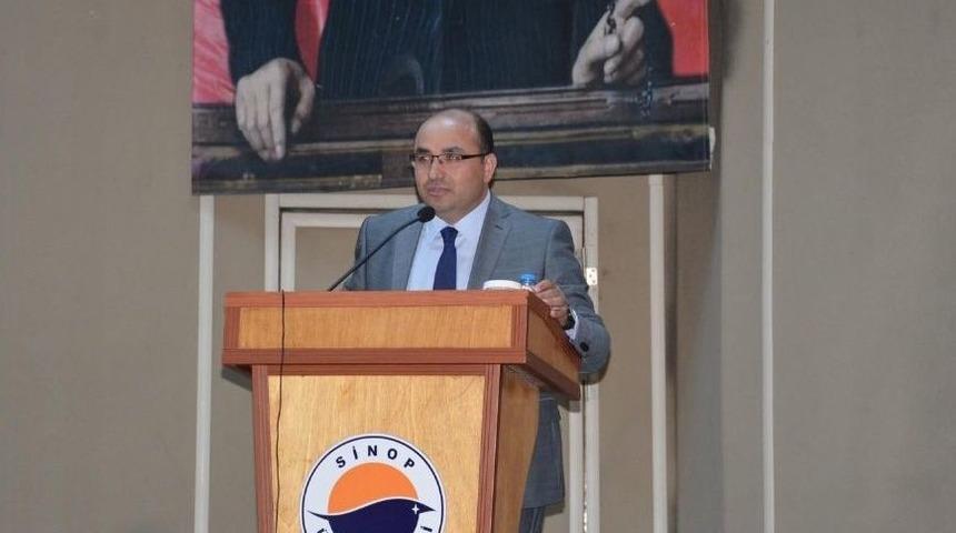 15 Temmuz Şehitlerini Anma, Demokrasi Ve Milli Birlik G&uuml;n&uuml; Konulu Konferans D&uuml;zenlendi