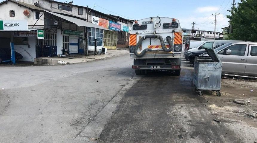 Temizlik &Ccedil;alışmaları Devam Ediyor