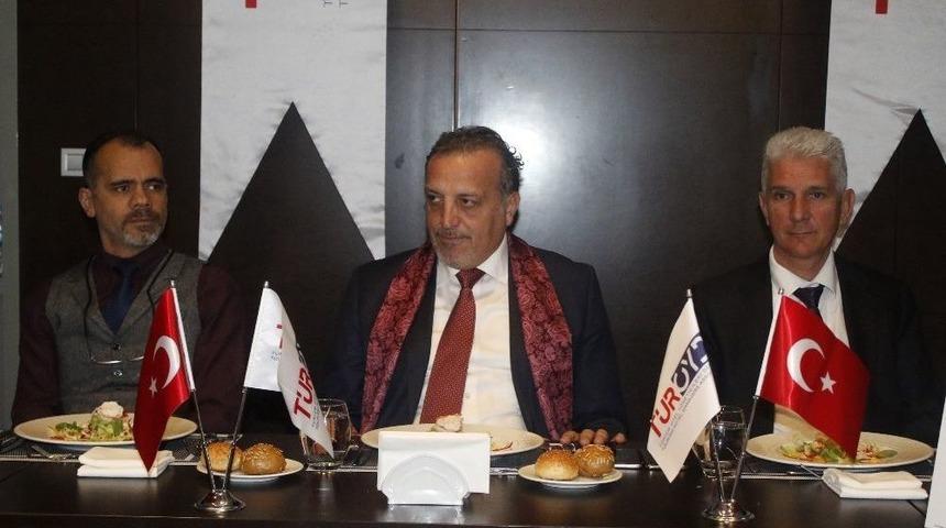 "antalya&rsquo;ya 20 Milyon Turist İ&ccedil;in Turizm &Ccedil;eşitlendirilmeli"