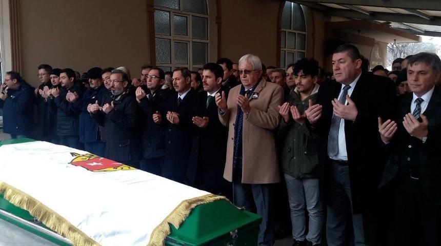 Gazeteci Ali Suat Eser Son Yolculuğuna Uğurlandı