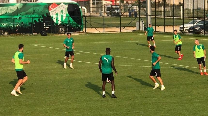 Bursaspor G&uuml;n&uuml; &Ccedil;ift İdman İle Tamamladı