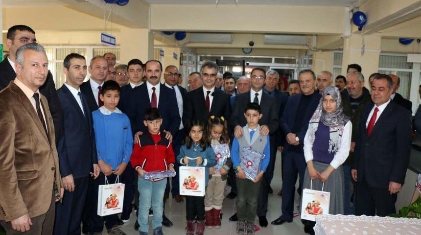 Vergi Haftası’nda En Çok Fiş Toplayan Öğrenciler Ödüllendirildi