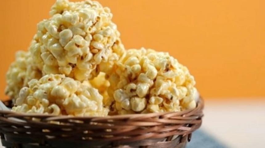 Patlamış Mısır Topları