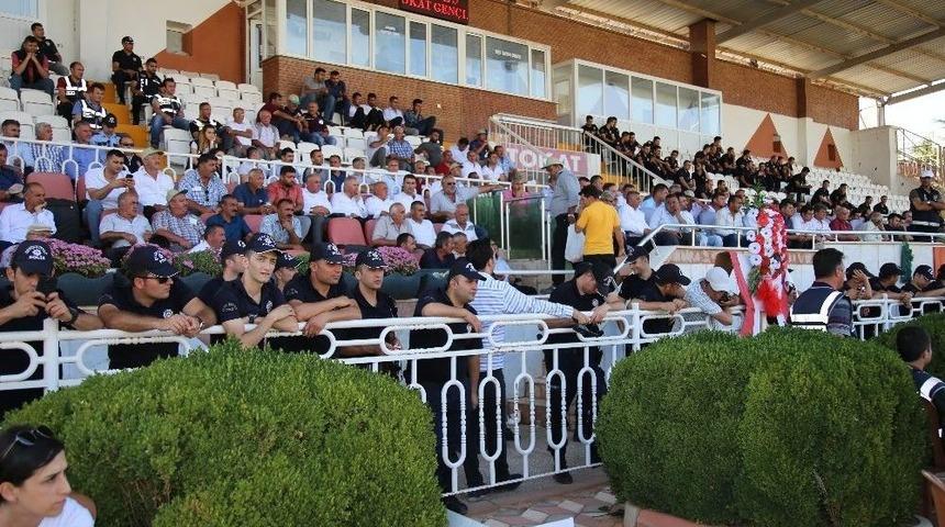 Tokat&rsquo;ta Gergin Kongrenin Sonucu Belli Oldu