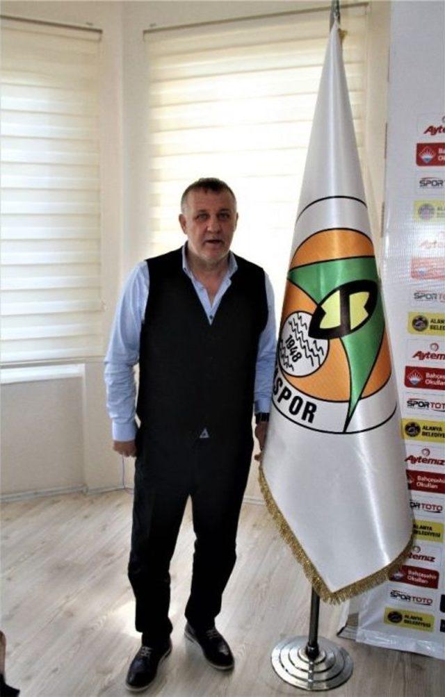 Alanyaspor&rsquo;da Mesut Bakkal D&ouml;nemi Başladı 3