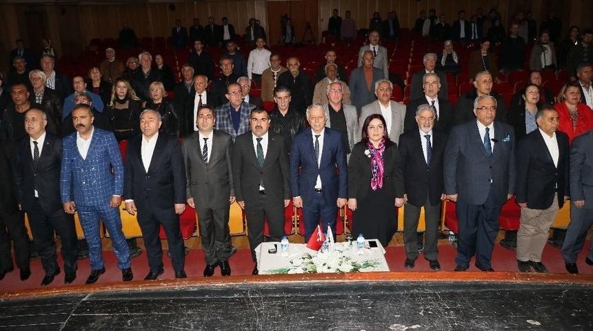 "tarihsel S&uuml;re&ccedil;te Ermeni İşgali Ve Hocalı Soykırımı" Konferansı