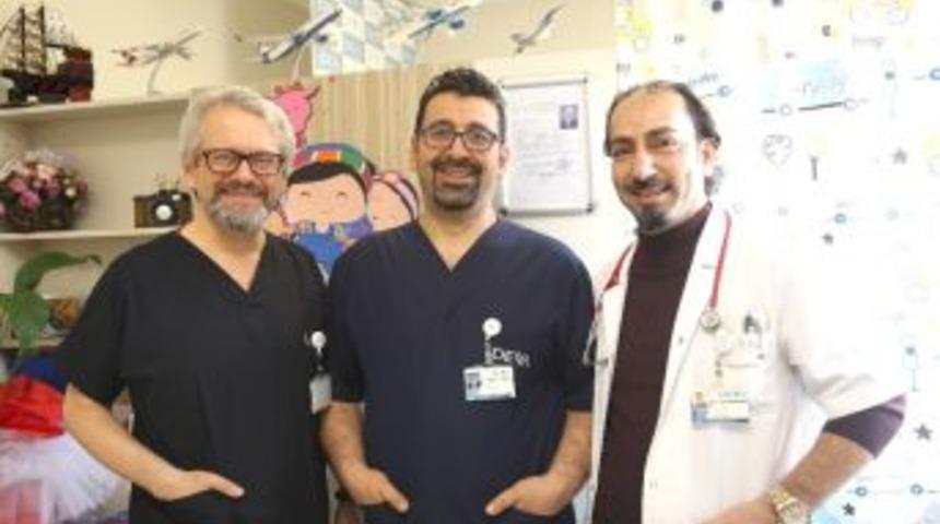 &Ouml;zel Deva Hastanesinden Ekip Başarısı