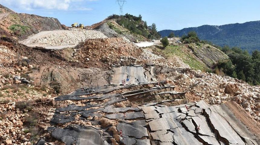 Chp Heyeti Heyelan B&ouml;lgesinde
