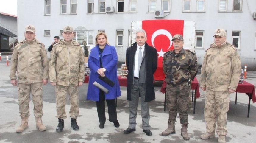 Hakkari&rsquo;den Mehmet&ccedil;iğe Destek