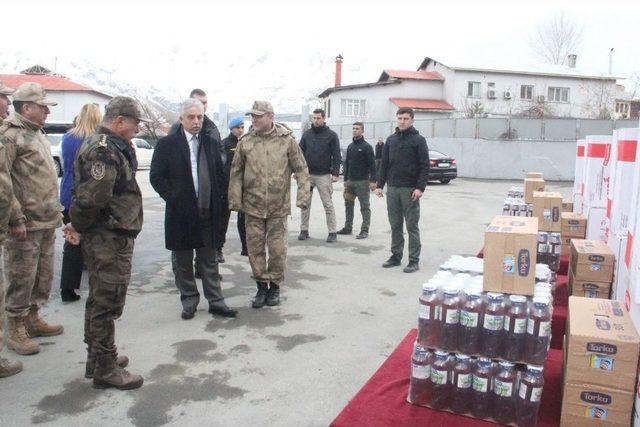 Hakkari’den Mehmetçiğe Destek