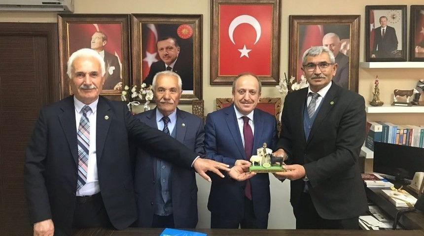 Ak Parti &Ccedil;orum İl Başkanı Mehmet Karadağ;