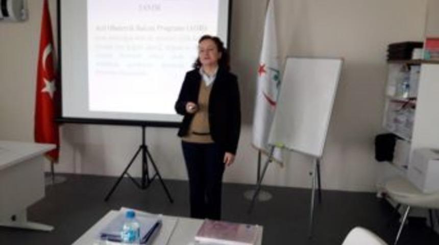 Doğum Sonrası Tehlikelere Karşı Acil M&uuml;dahale Değerlendirildi