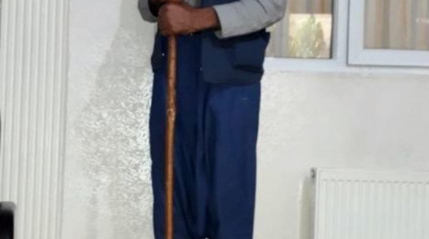 &ldquo;gariban Necmettin&rdquo; İş İstiyor