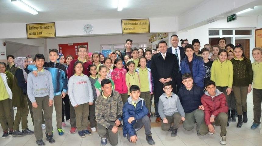 Boz&uuml;y&uuml;k&rsquo;te Okul Ziyaretleri S&uuml;r&uuml;yor