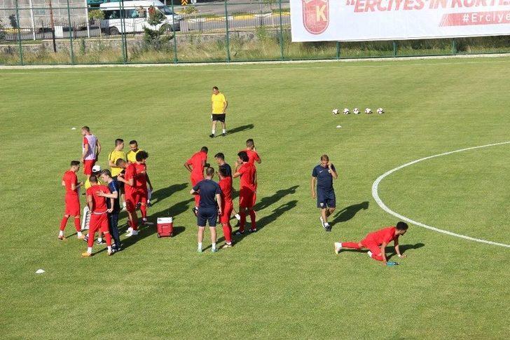 Kayserispor, Hazırlık Maçında Altınordu’yu 3-2 Yendi G2