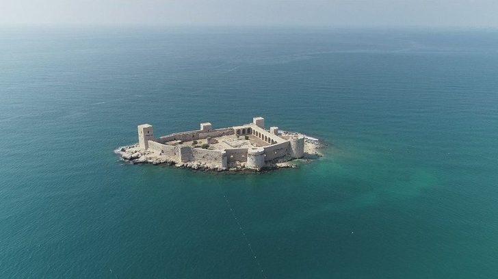 (özel) Denizin Ortasındaki 2 Bin 400 Yıllık Kale Büyülüyor G5