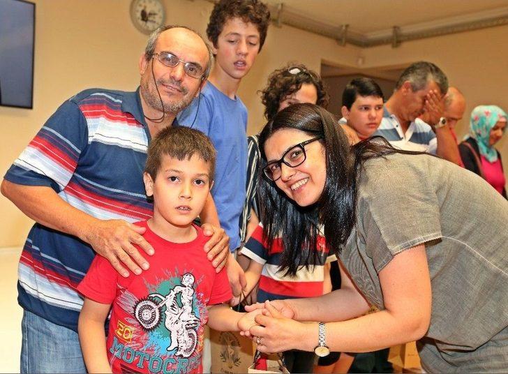 Amigurumi Kursiyerleri Otizmli Çocukların Yüzünü Güldürdü G2