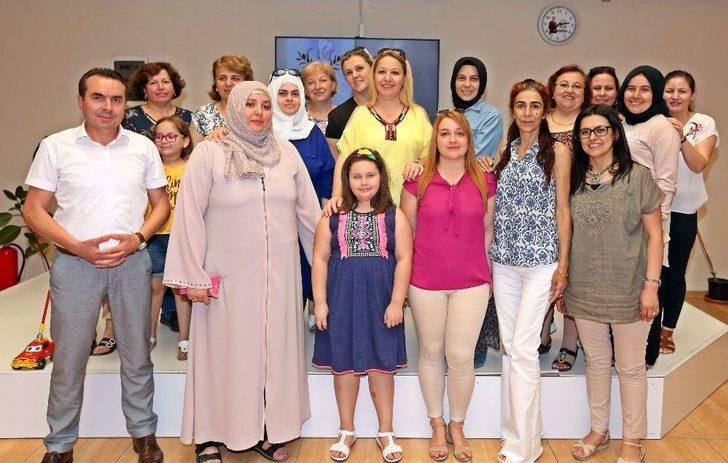 Amigurumi Kursiyerleri Otizmli Çocukların Yüzünü Güldürdü G4