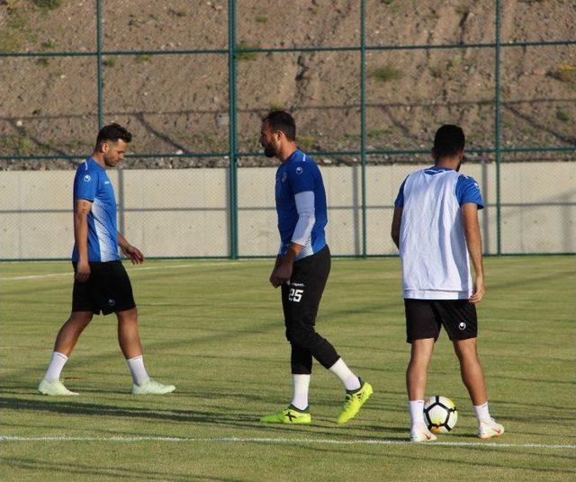 Aytemiz Alanyaspor’un Erzurum Kampında Keyifler Yerinde