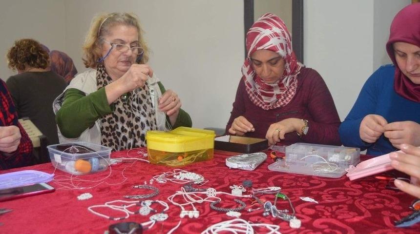 65 Yaşında Kazaziye &Ouml;ğrenmeye Başladı