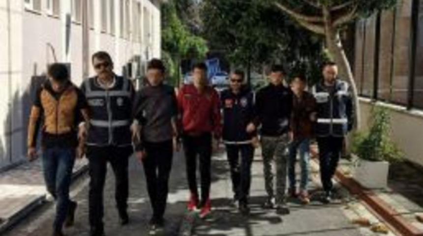 Manavgat&rsquo;ta Hırsızlıktan 4 Kişi Tutuklandı