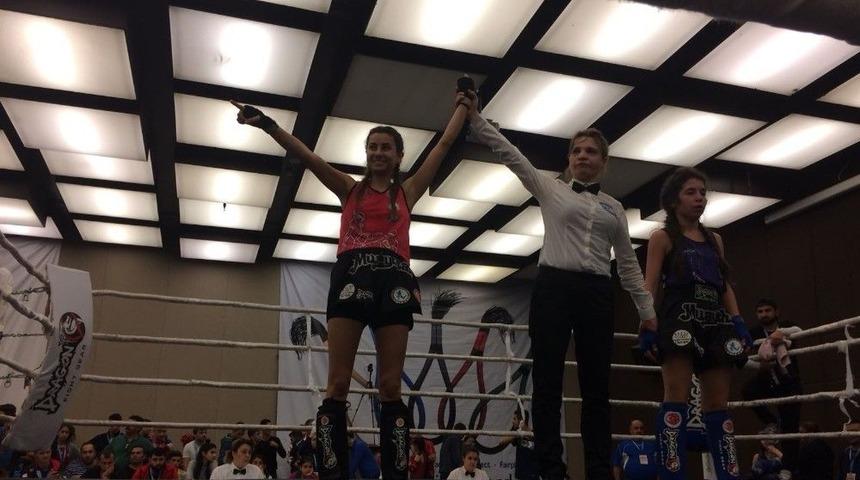 Mersinli Sporcu Antalya&rsquo;daki Muay Thai Şampiyonası&rsquo;ndan İkincilikle D&ouml;nd&uuml;