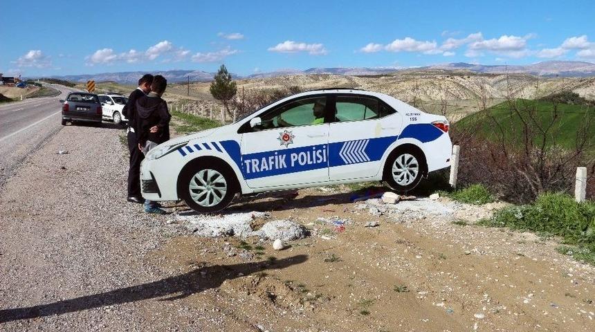 Trafik Aracı Maketlerine Zarar Verdiler
