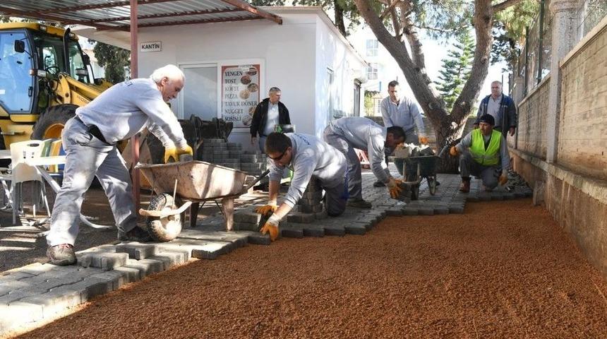 Konyaaltı Belediyesi&rsquo;nden Okula Kilit Taşı