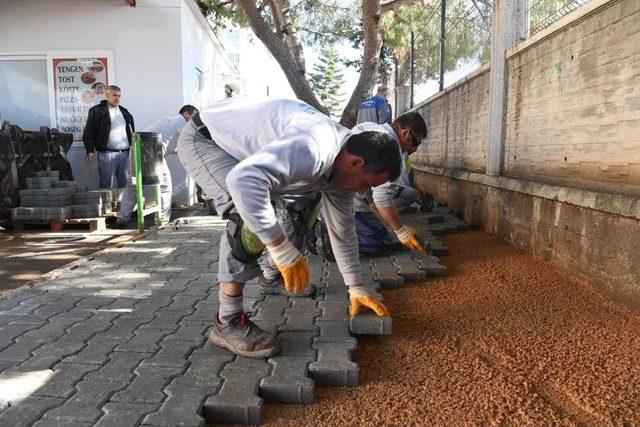 Konyaaltı Belediyesi’nden Okula Kilit Taşı