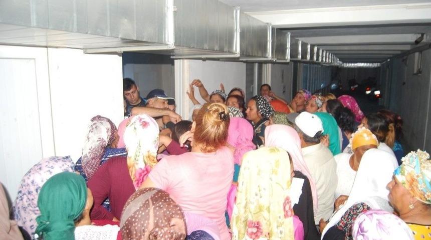 Tekirdağ Malkara Belediyesinde Yardım İzdihamı