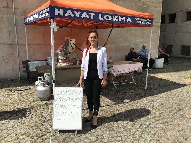 Şiddetten Hayatını Kaybeden Kadınların Hayrına Lokma Dağıttı G1