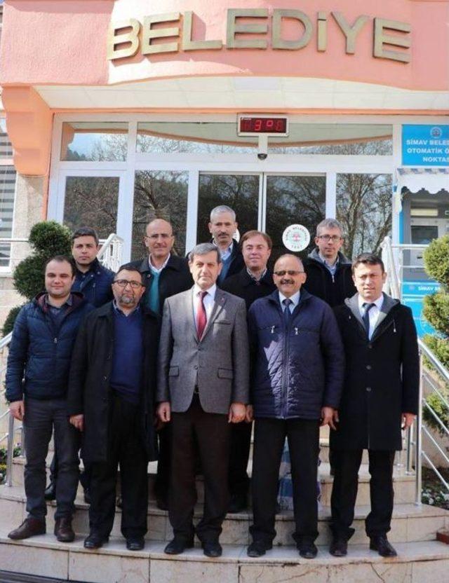 Başkan &Ouml;zkan&rsquo;a Teşekk&uuml;r Plaketi 1